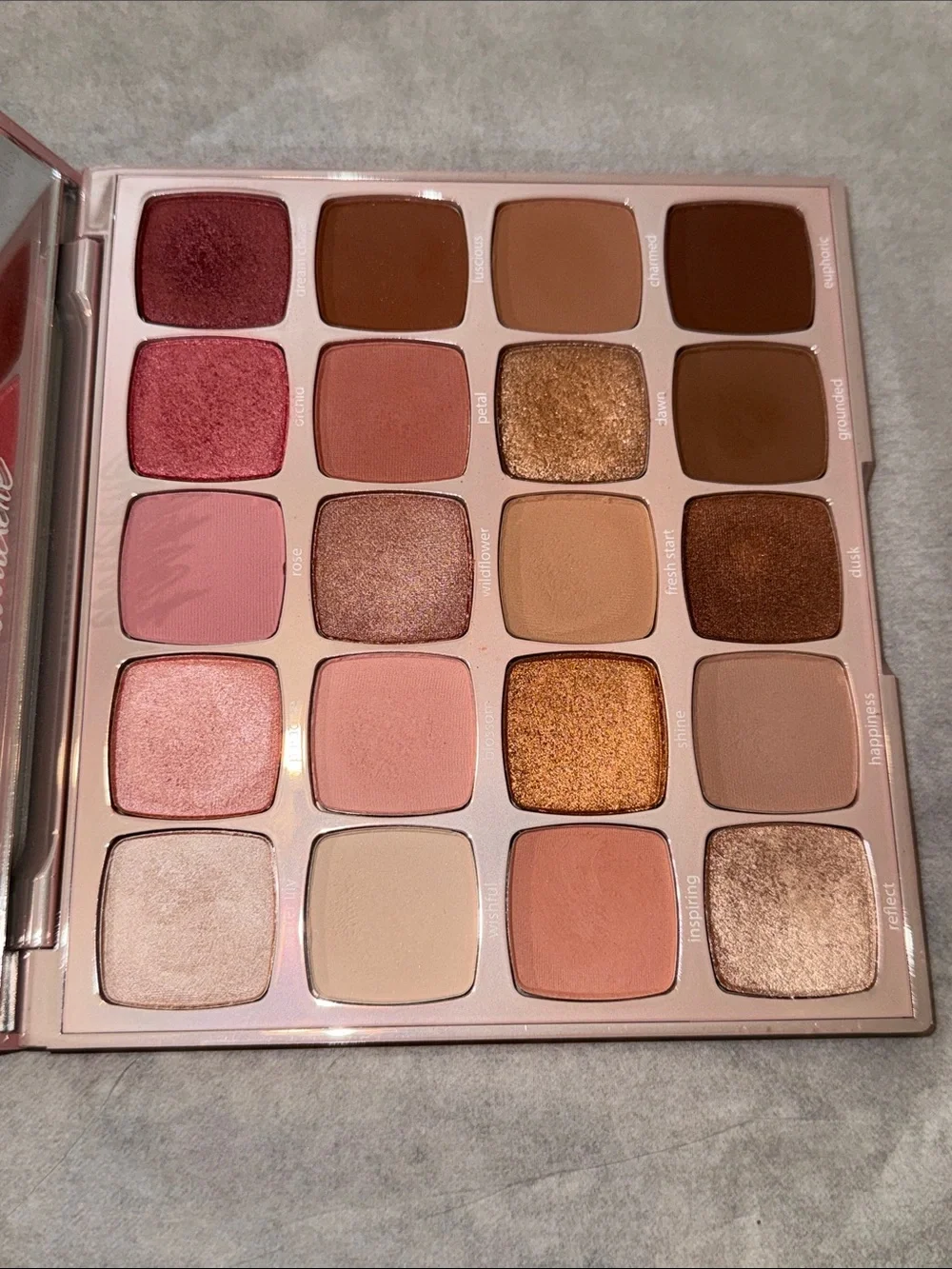 Tarte tartelette Juicy Eyeshadow Palette - Rose Pink Metallic